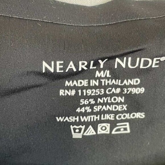 Nearly Nude Smoothing Tank M/L - Picture 3 of 3